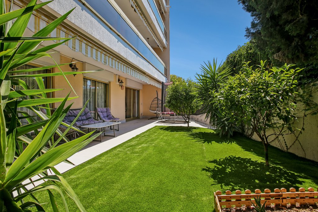 Apartment in Fabron, Nice, France 1 - 18363808