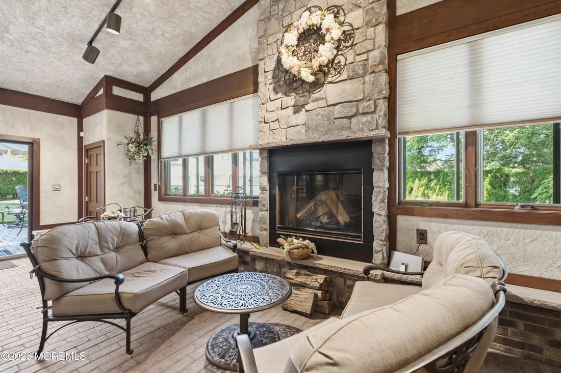 House in South Plainfield, New Jersey, United States 5 - 18365097
