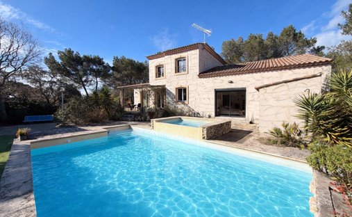 Villa in Camplanier, Nimes, France 1