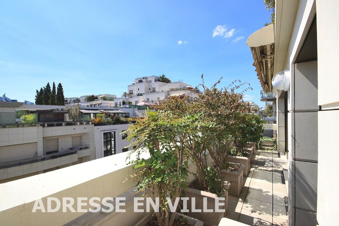 Apartment in Hôtel de Ville-Planchette, Levallois-Perret, France 2 - 18362816