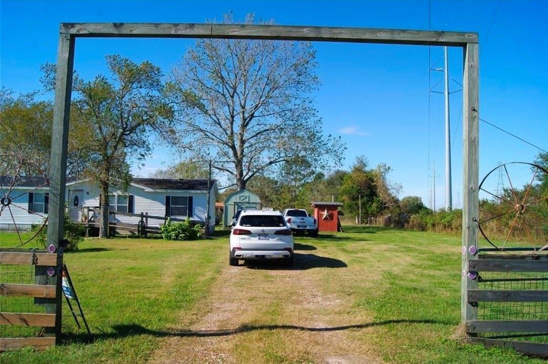 House in Alvin, Texas, United States 2 - 18366595