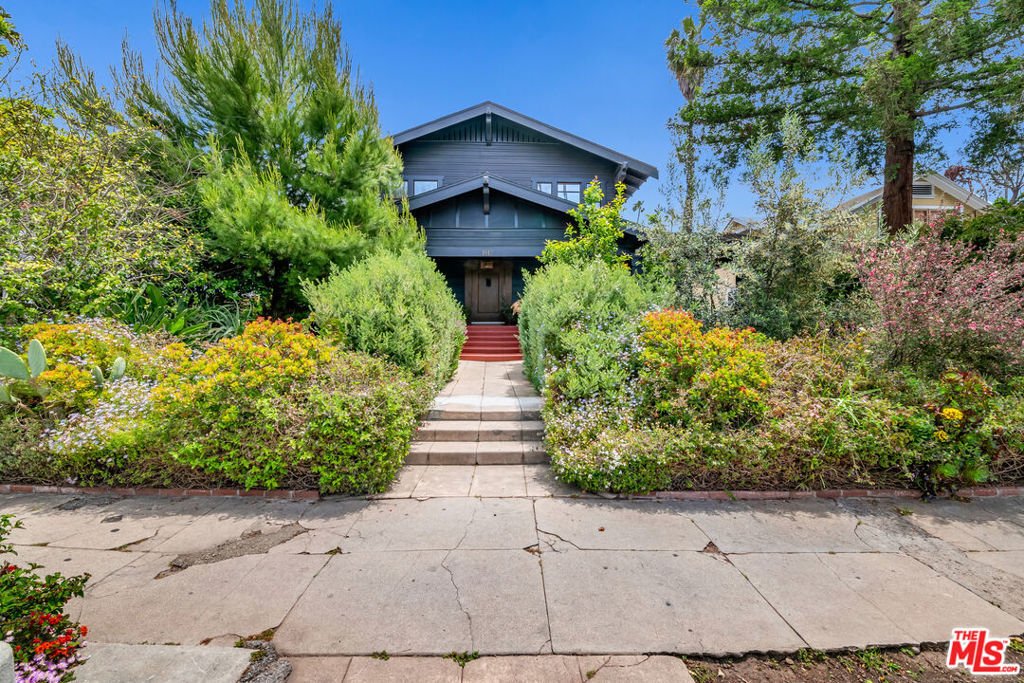 House in Los Angeles, California, United States 1 - 18362025