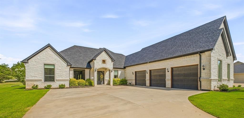 House in Granbury, Texas, United States 2 - 17861904