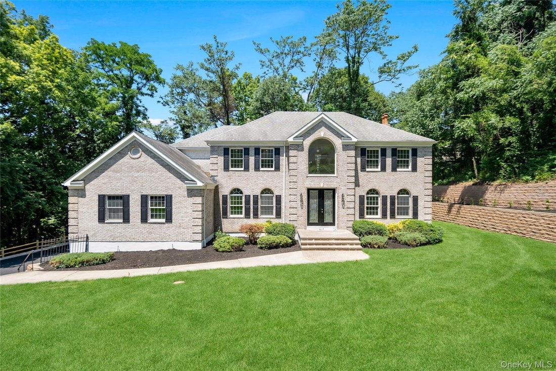 House in Halesite, New York, United States 1 - 18366969