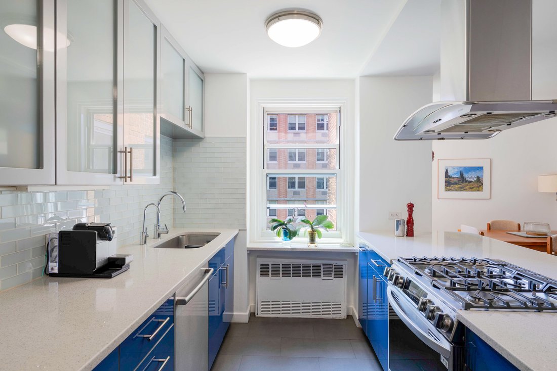 Co Op in New York, New York, United States 5 - 18367049