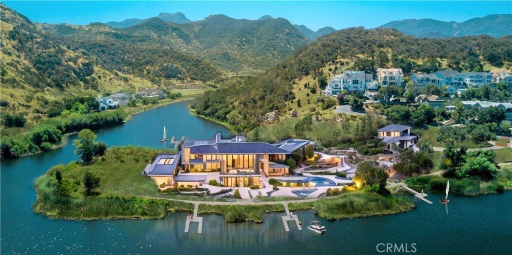 Land in Thousand Oaks, California, United States 2 - 17343454