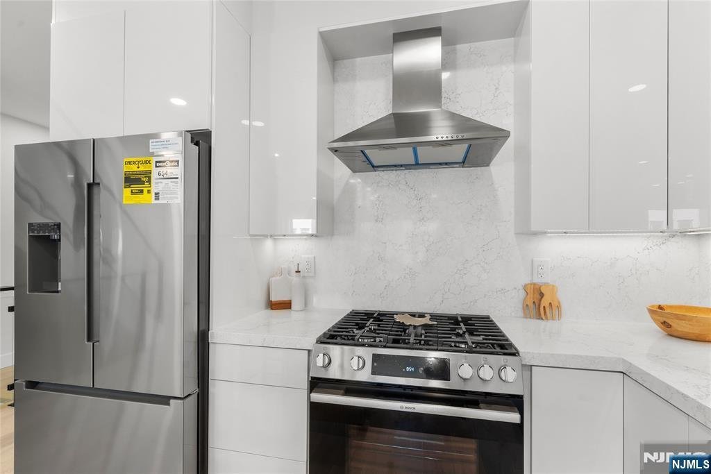 Condo in Jersey City, New Jersey, United States 5 - 18362473