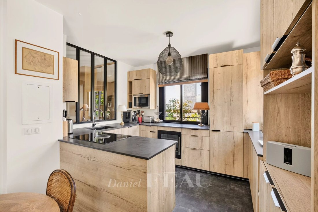 Apartment in Saint-Cloud, Ile-de-France, France 4 - 18364150