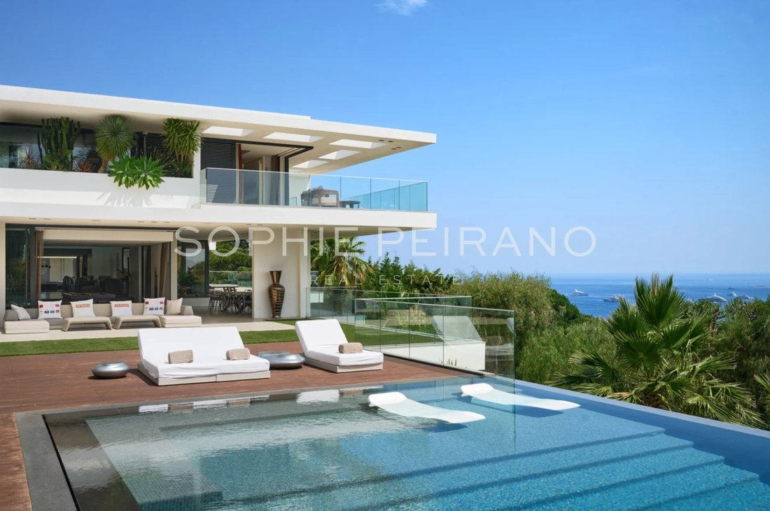 Villa in Cannes, Provence-Alpes-Côte d'Azur, France 1 - 18363939