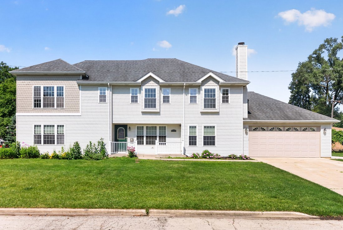 House in Villa Park, Illinois, United States 1 - 18365590
