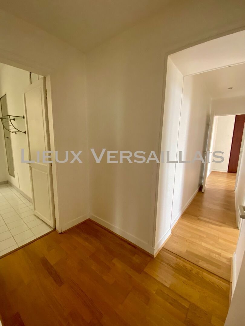 Apartment in Domaine National du Château, Versailles, France 5 - 18362840