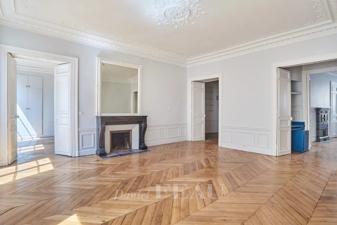 Apartment in Clichy-Trinité, Paris 9e Arrondissement, Paris 5 - 18364061