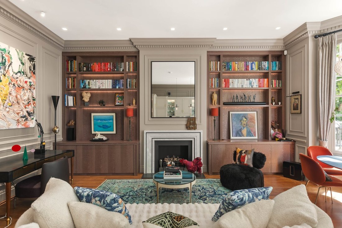 Apartment in Campden Hill, Kensington And Chelsea, England 2 - 18362338