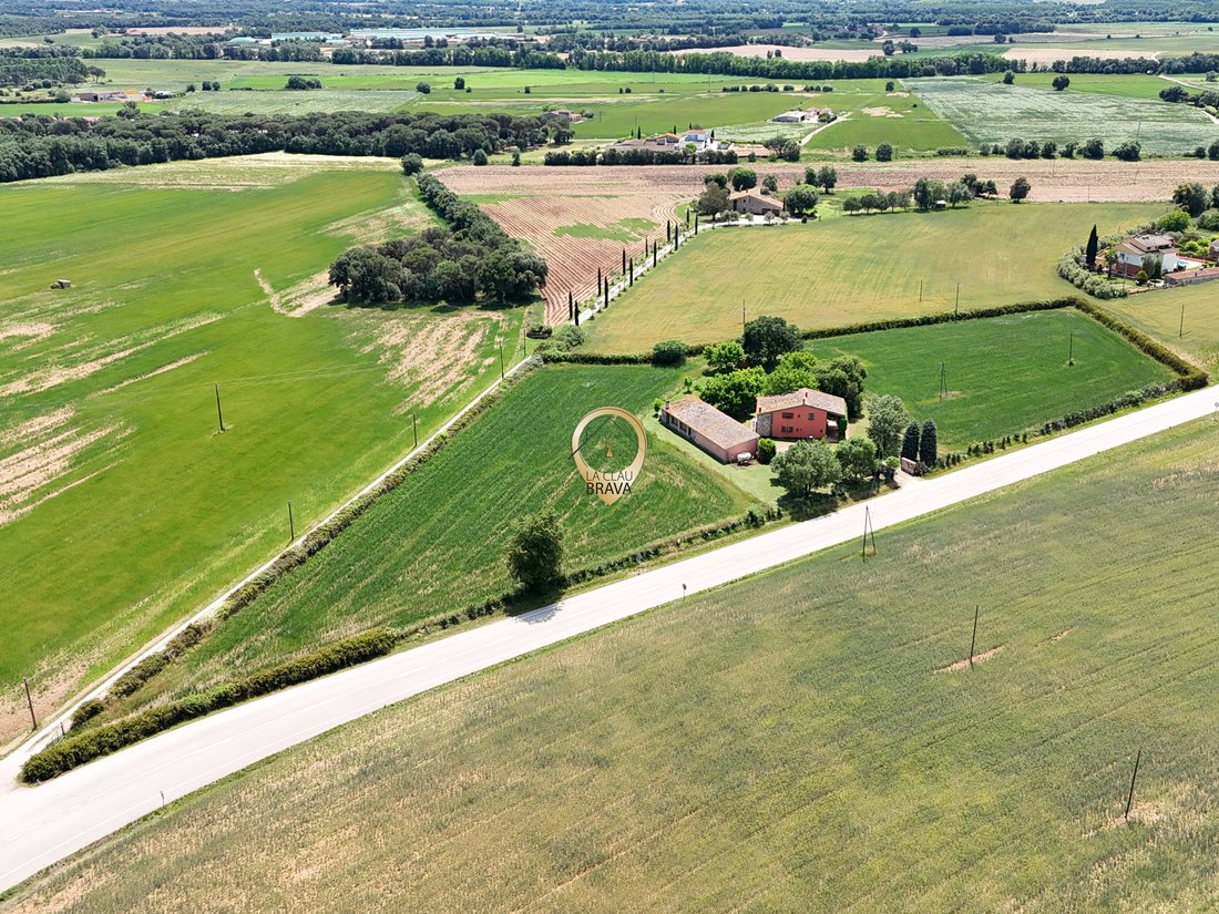 Land in Cassa de la Selva, Catalonia, Spain 1 - 18362703