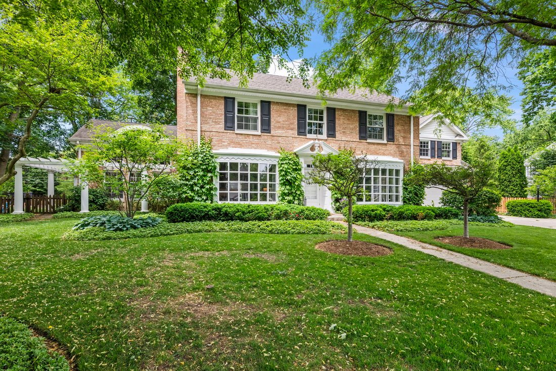 House in Arlington Heights, Illinois, United States 3 - 18365664