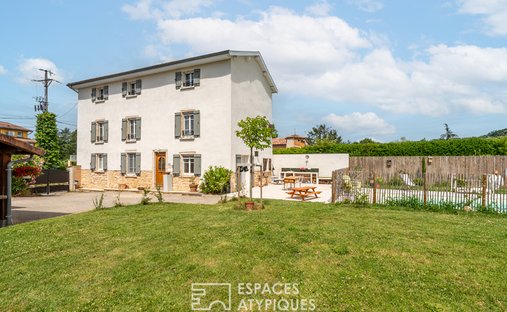 Villa en Est, Trevoux, Francia 1