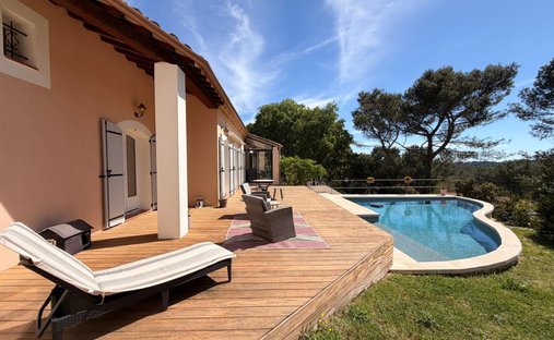 House in Camplanier, Nimes, France 1