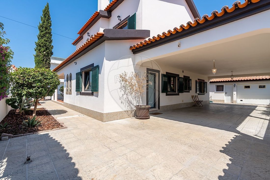 House in Azeitao (Sao Lourenco e Sao Simao), Setubal, Portugal 1 - 18363789
