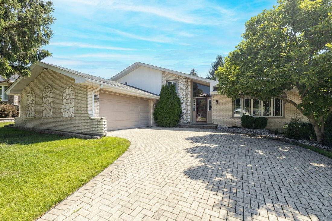 House in Homer Glen, Illinois, United States 1 - 18365618