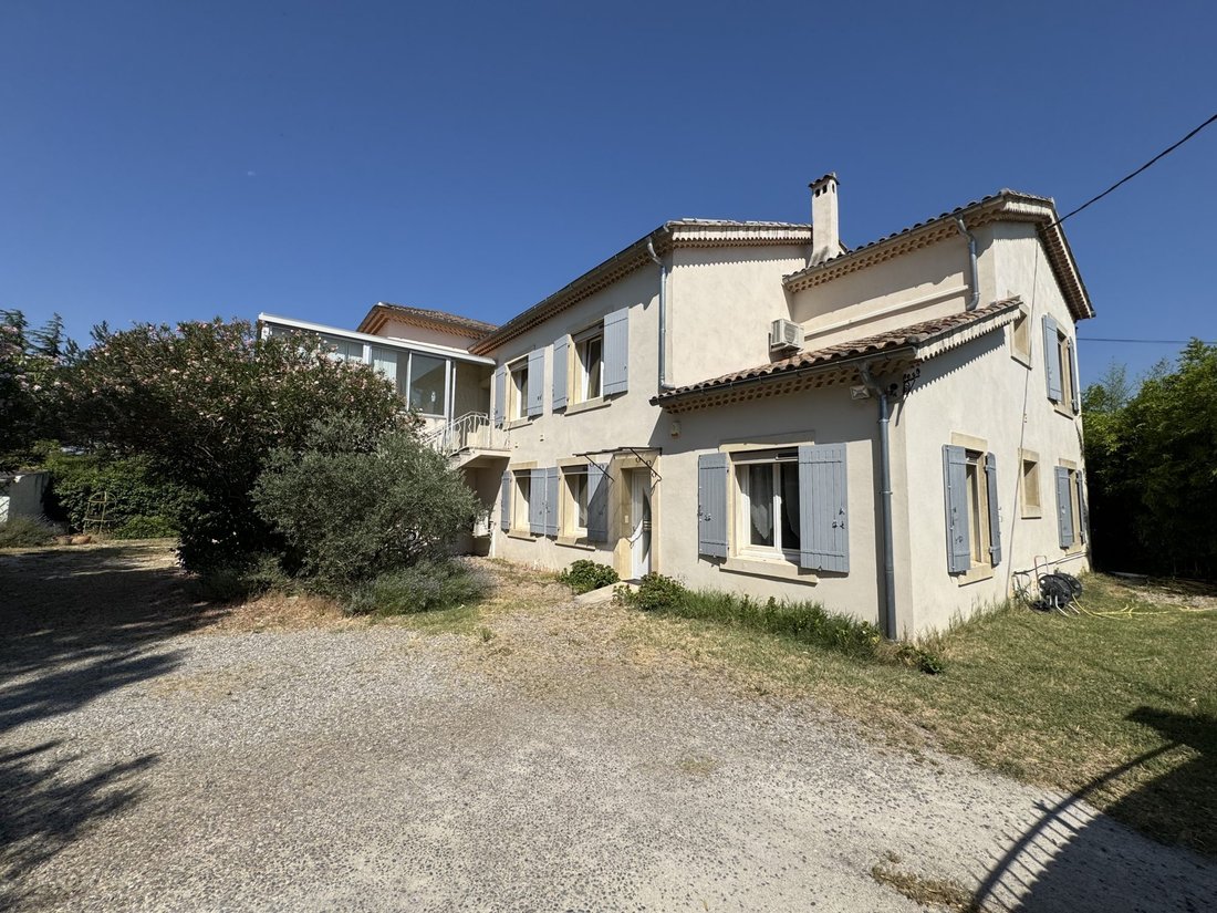 House in Caumont-sur-Durance, Provence-Alpes-Côte d'Azur, France 4 - 18369725