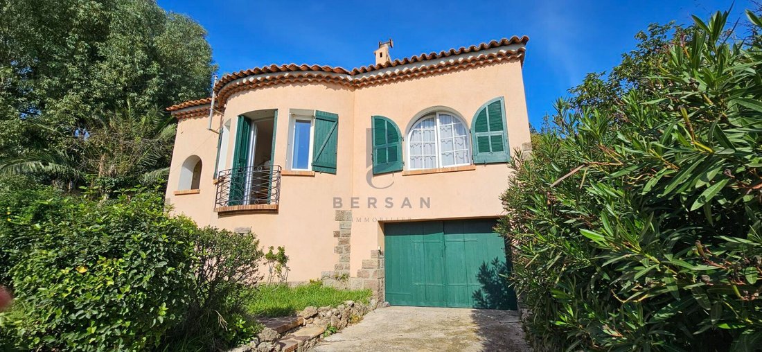 Villa in Le Dramont-Agay-Anthéor-Le Trayas, Saint-Raphaël, France 2 - 18363224