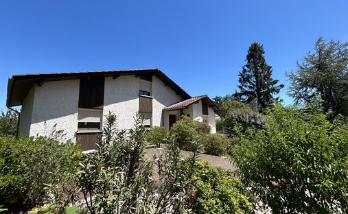 House in Le Coteau, Claix, France 1