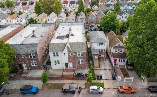 House in New York, New York, United States 1