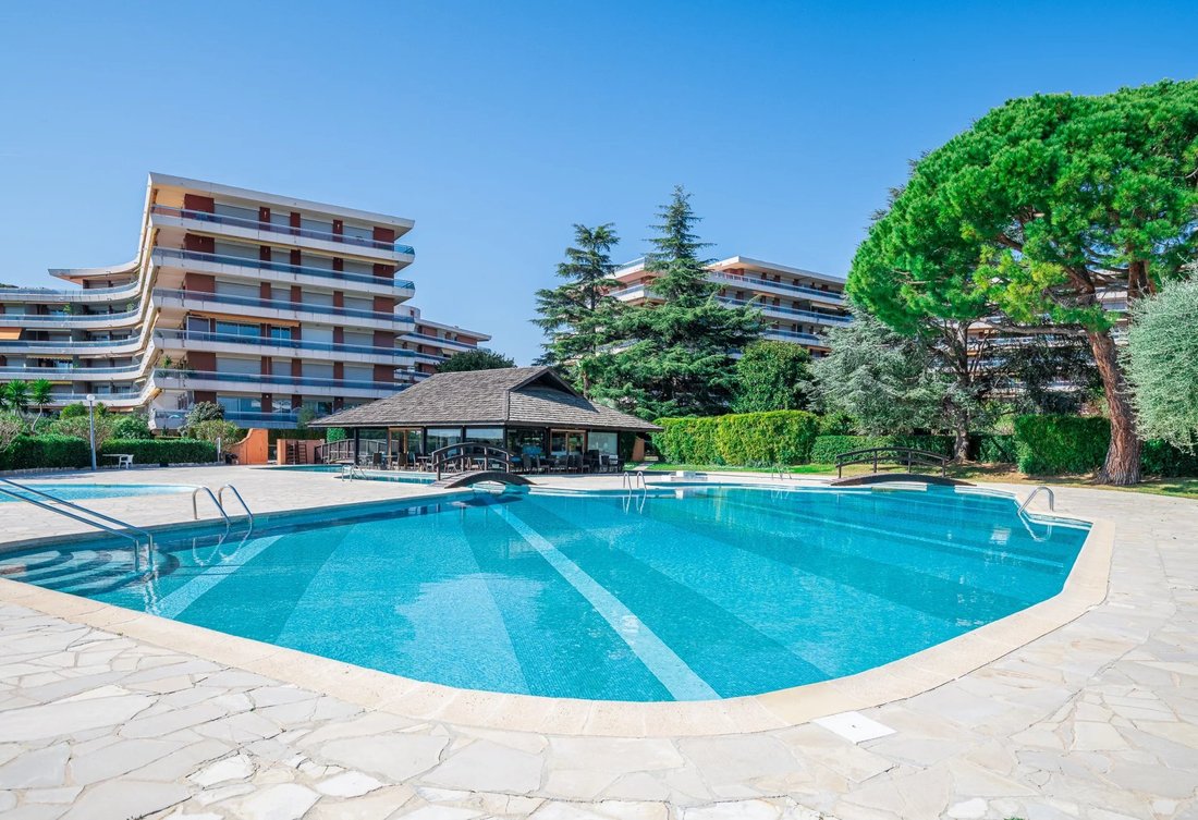 Apartment in Lanterne, Nice, France 1 - 18364075