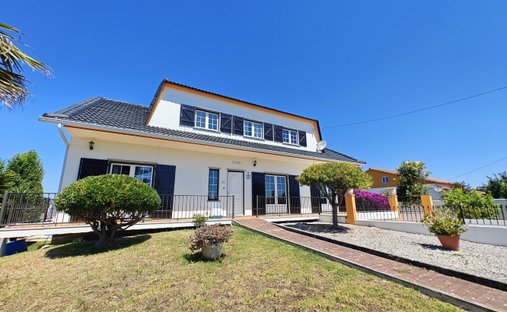 House in Carvalhal, Leiria District, Portugal 1