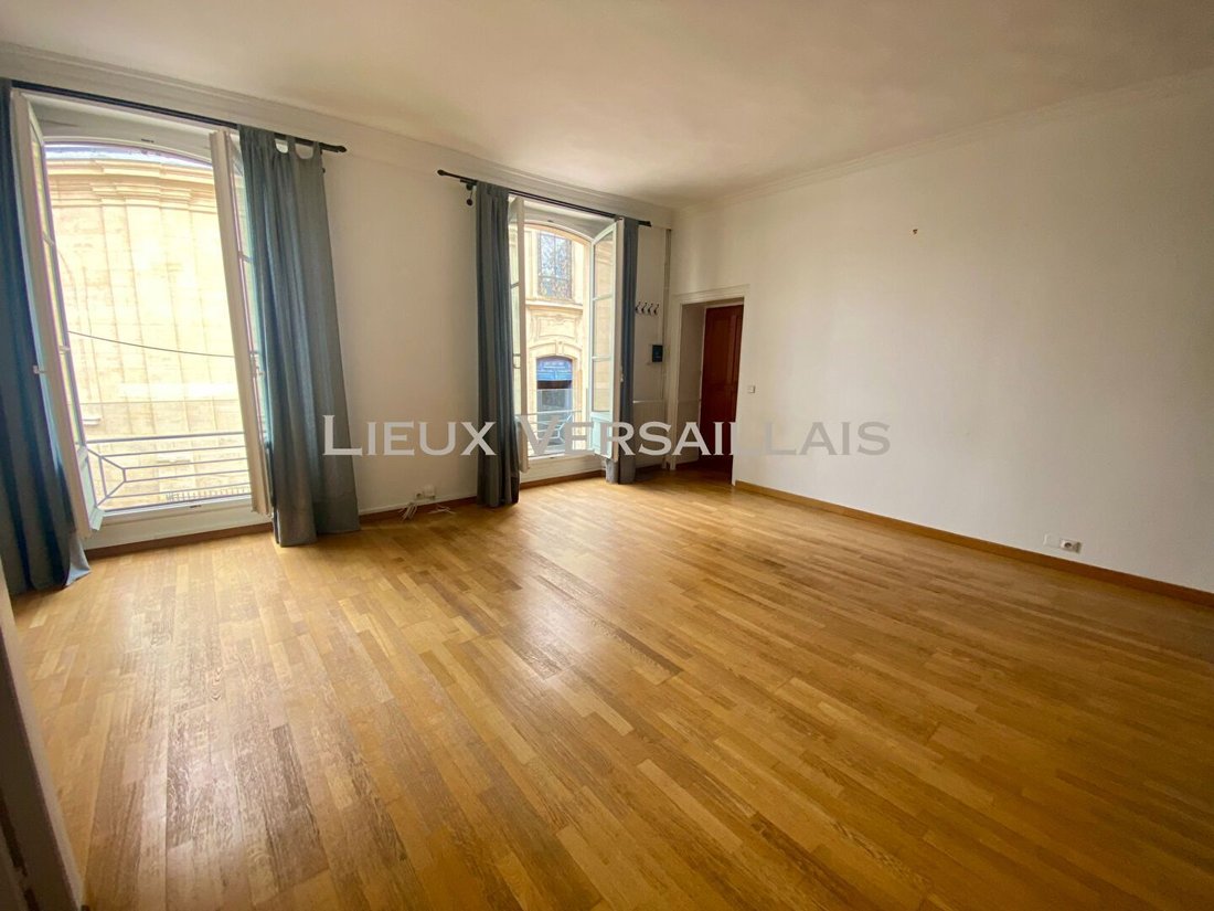 Apartment in Domaine National du Château, Versailles, France 2 - 18362840