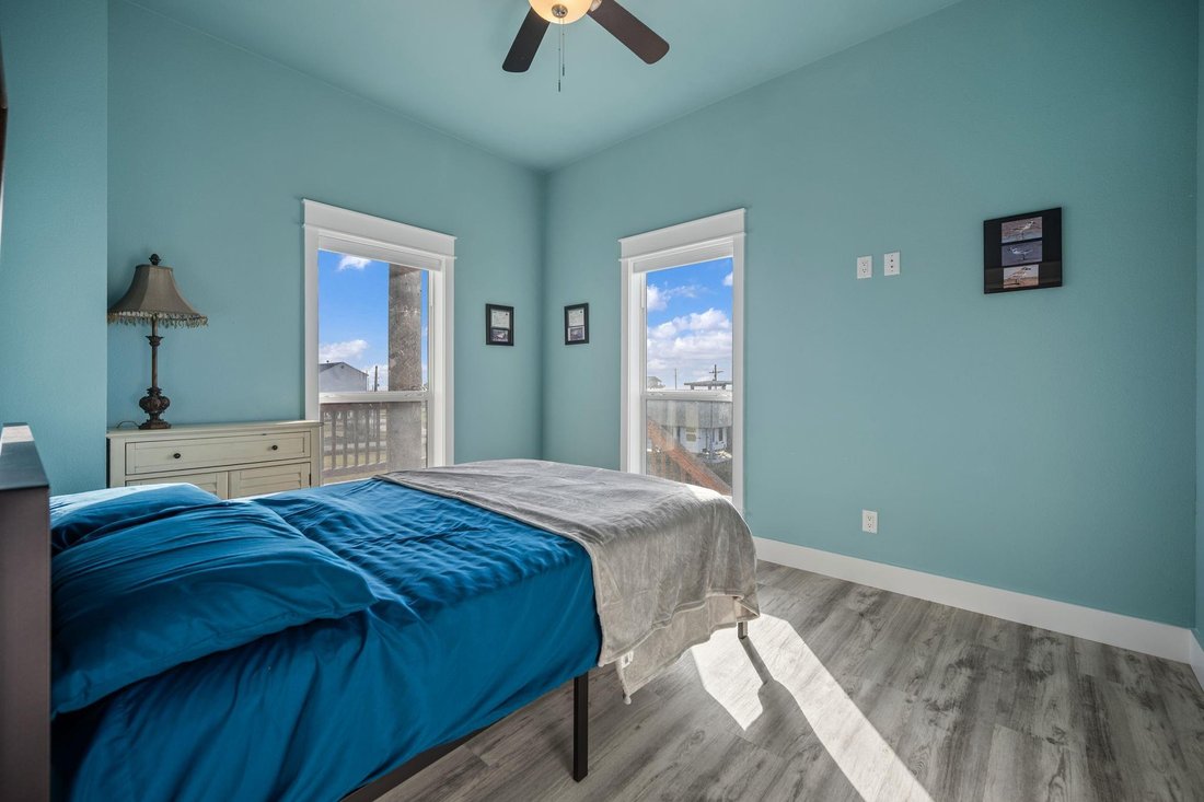 House in Bolivar Peninsula, Texas, United States 5 - 18366689