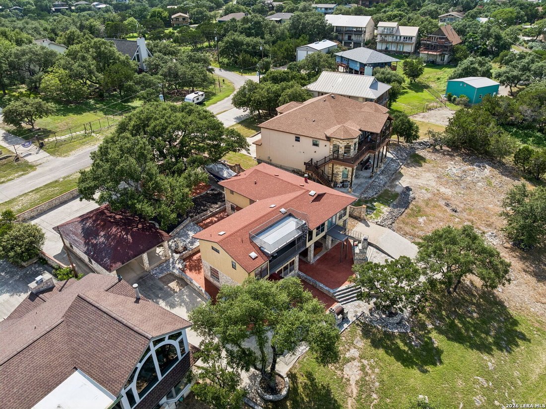 House in Canyon Lake, Texas, United States 3 - 18366494