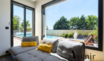 Villa in Saint-Cyr-au-Mont-d'Or, Auvergne-Rhône-Alpes, France 1