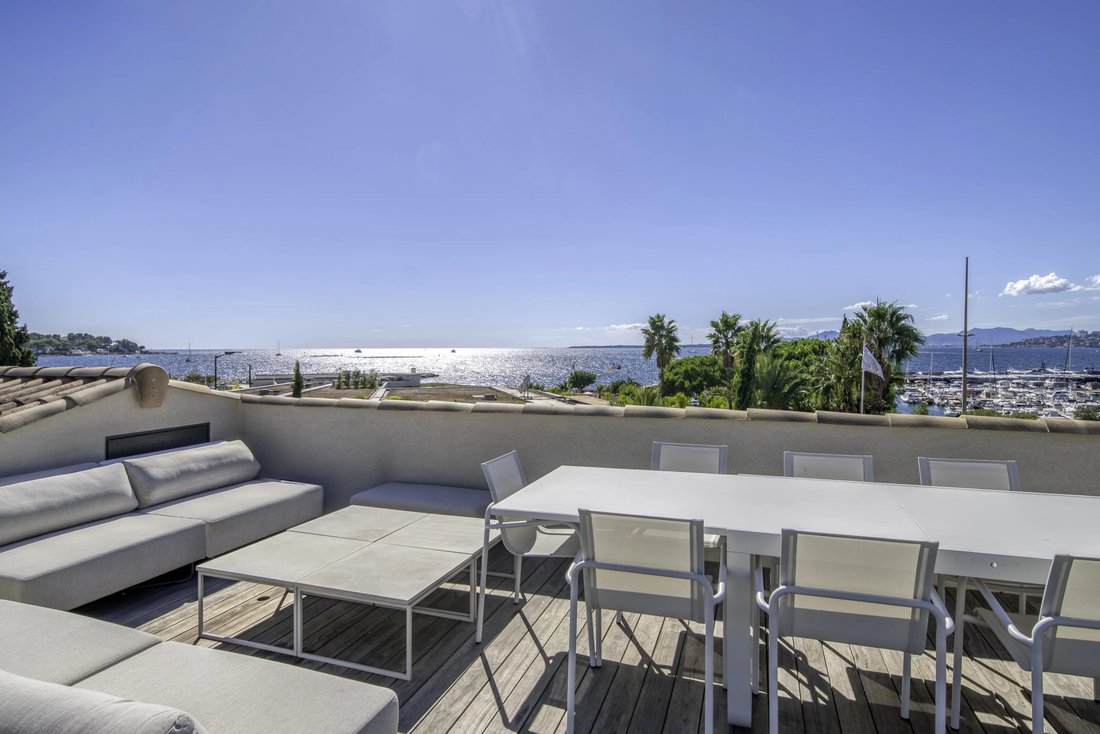 Villa in Juan les Pins-Gallice, Antibes, France 4 - 18363946