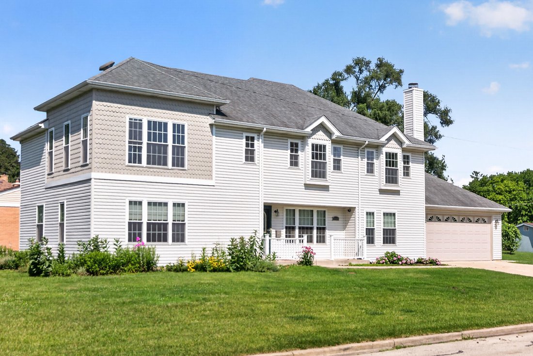 House in Villa Park, Illinois, United States 2 - 18365590