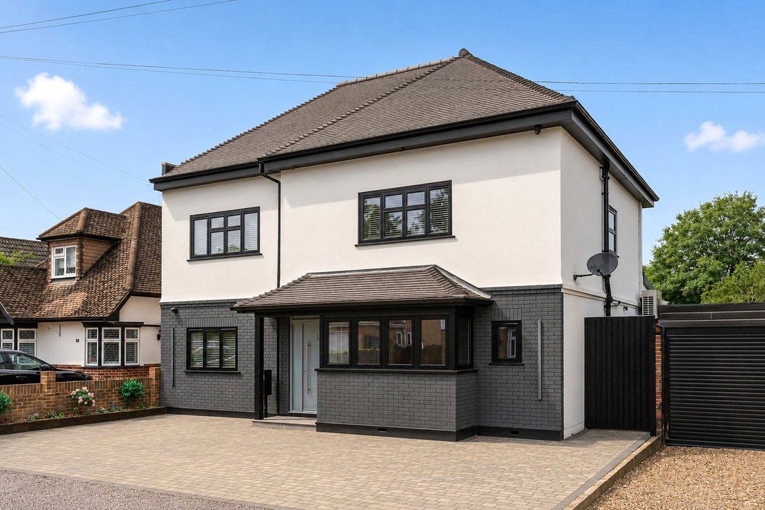 House in Laleham, Staines, England 1 - 18365031