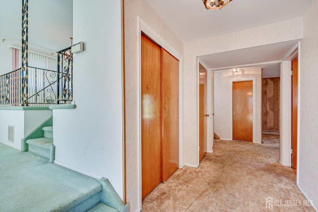 House in Metuchen, New Jersey, United States 3 - 18128503