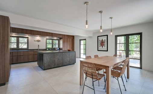 House in Le Tholonet, Provence-Alpes-Côte d'Azur, France 1