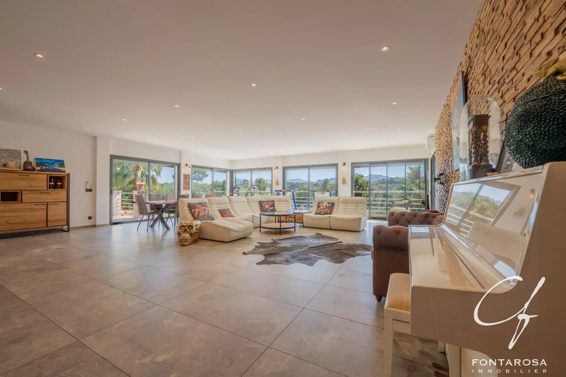 Villa in La Bouverie, Roquebrune-sur-Argens, France 4 - 18363838