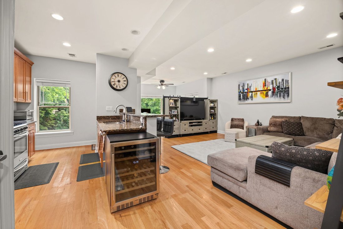 Condo in Chicago, Illinois, United States 3 - 18365677
