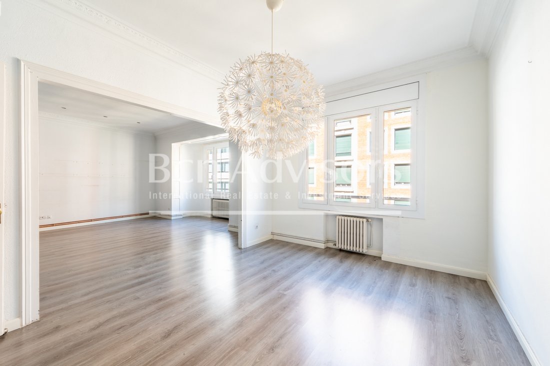 Apartment in Sarrià-Sant Gervasi, Barcelona, Spain 2 - 18367238