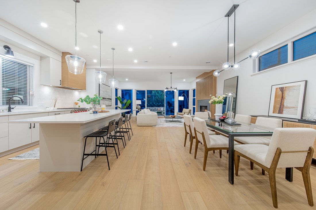 House in West Vancouver, British Columbia, Canada 2 - 18366943