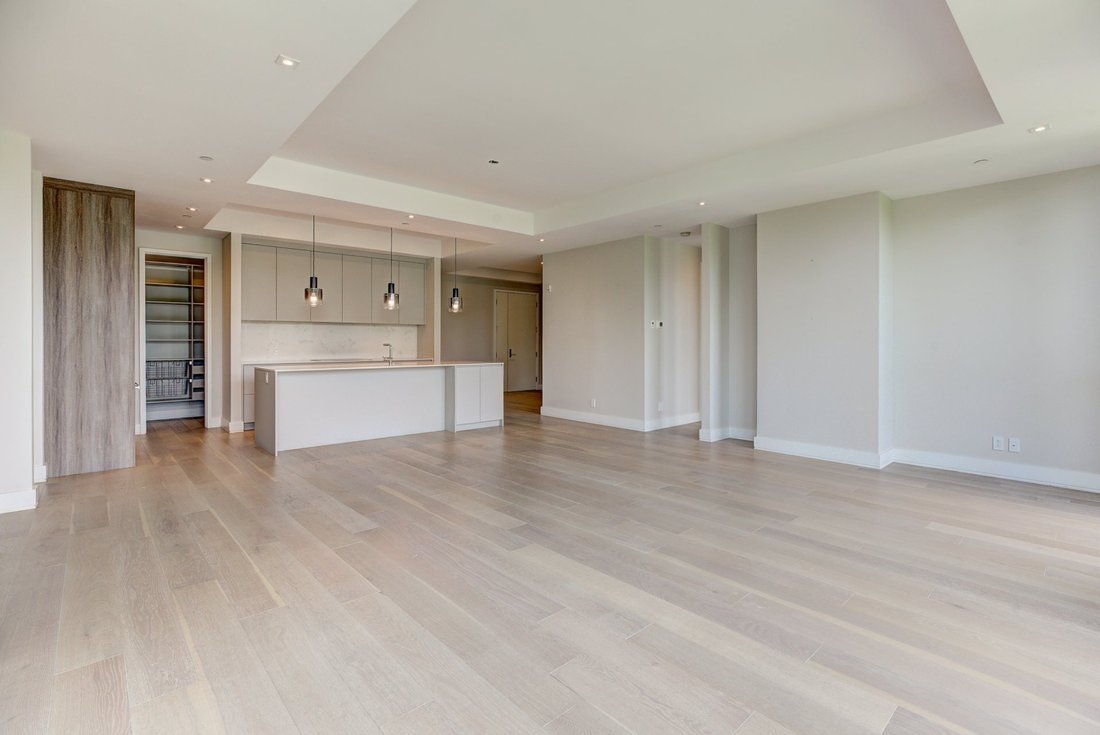 Apartment in Laval, Quebec, Canada 5 - 18362213