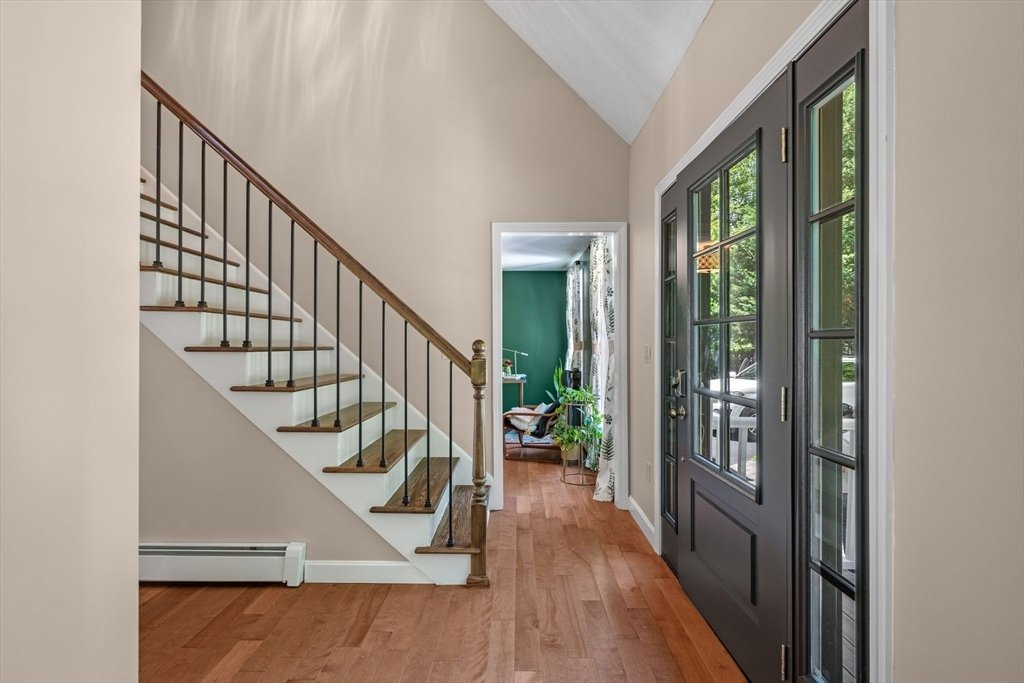 House in Middleborough, Massachusetts, United States 2 - 18362471