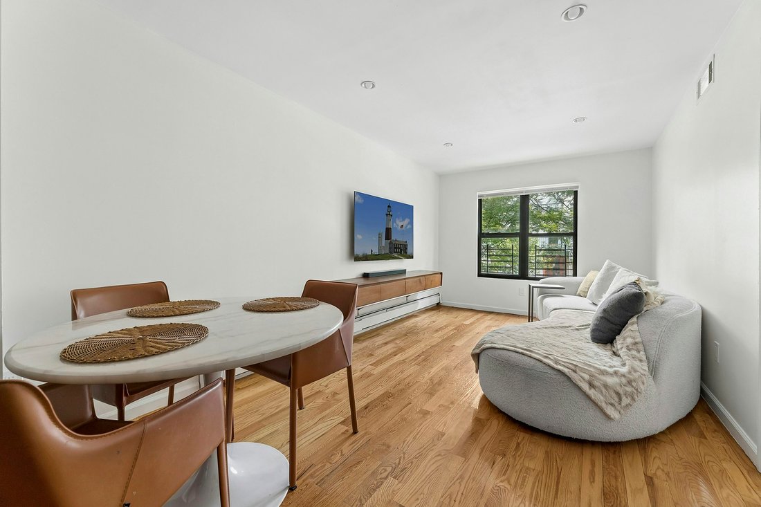 Condo in New York, New York, United States 4 - 18354239