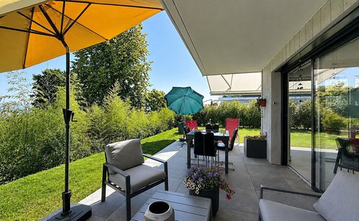 Apartment in Bord du Lac, Evian-les-Bains, France 1