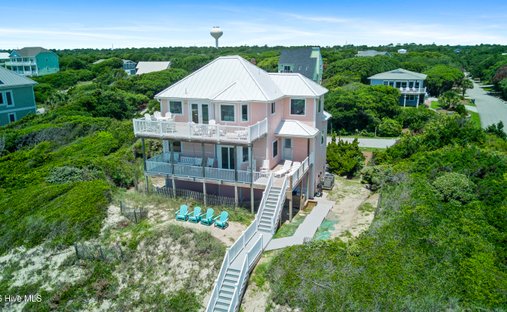 House in Emerald Isle, North Carolina, United States 1