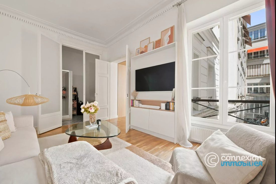 Apartment in Porte Saint Denis-Paradis, Paris 10e Arrondissement, Paris 3 - 18363592