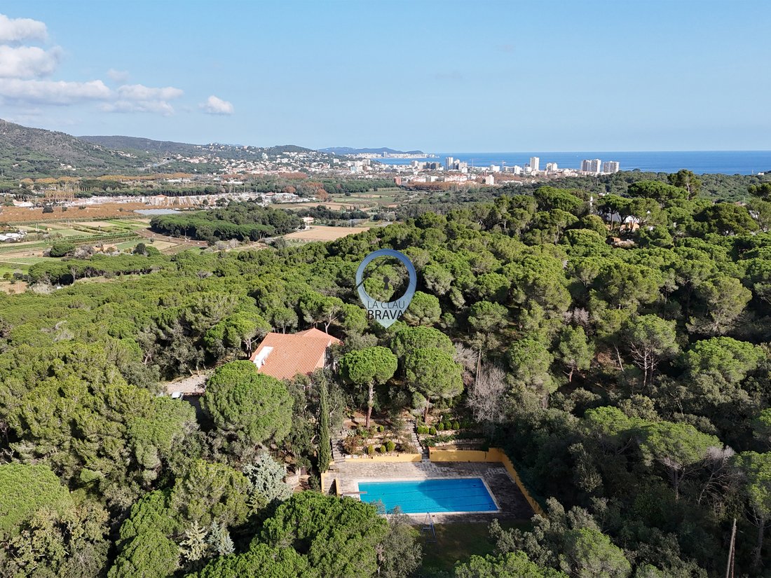 Finca in Platja d'Aro, Catalonia, Spain 3 - 18362752