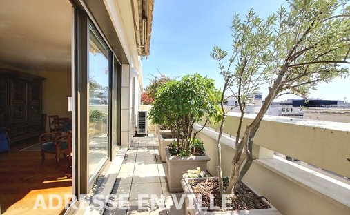Apartment in Hôtel de Ville-Planchette, Levallois-Perret, France 1